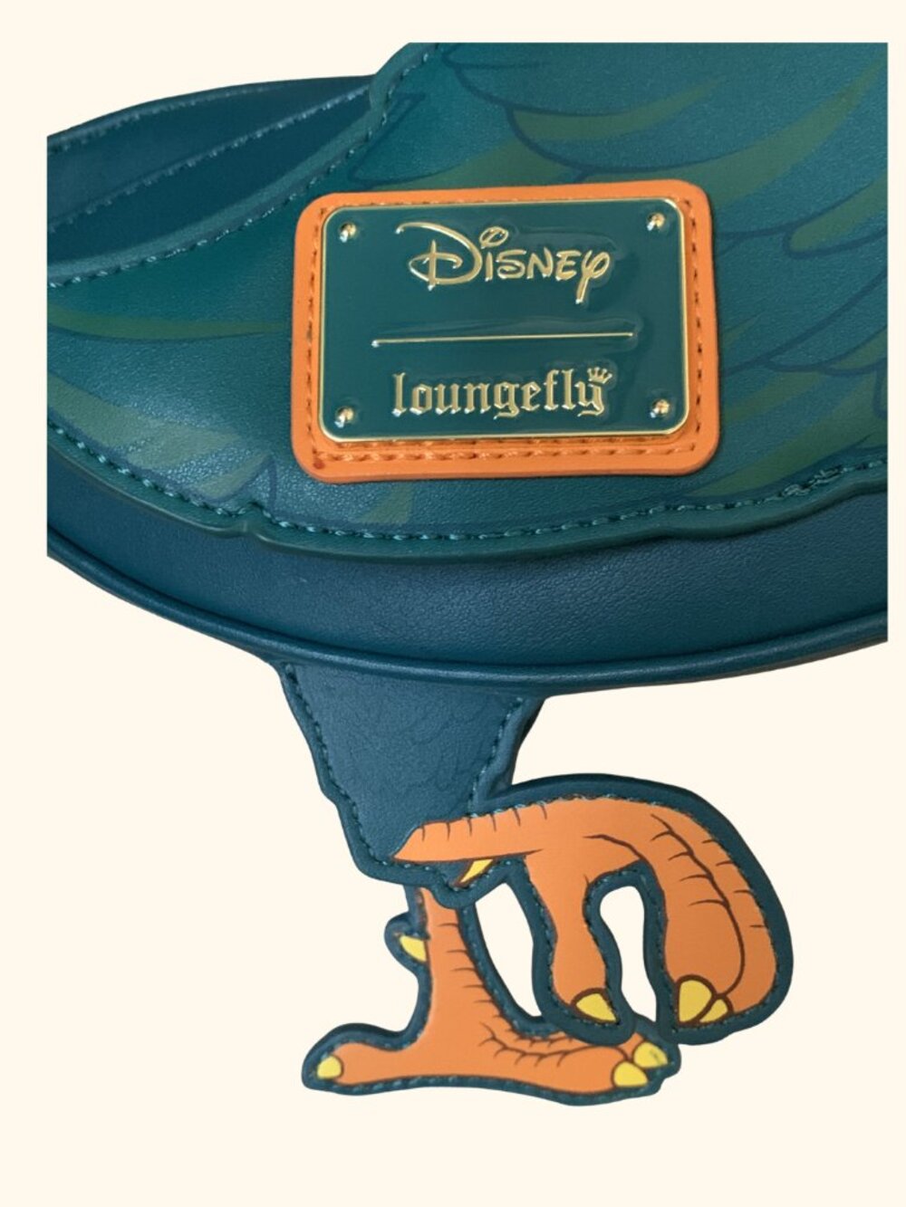 Disney Moana Hei Hei the Rooster Crossbody Bag by Loungefly - New with Tag - Picture 3 of 13